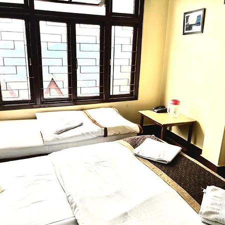 Hotel Red Rose Ґанґток Екстер'єр фото