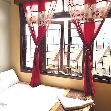 Hotel Red Rose Ґанґток Екстер'єр фото